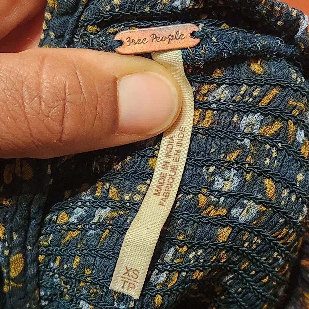 Free People measurements shown